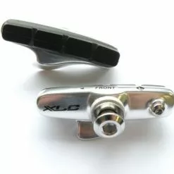 XLC Cartridge Road Bremsschuhe BR-R02 4er Set, 55mm,silber/blau Für Carbon